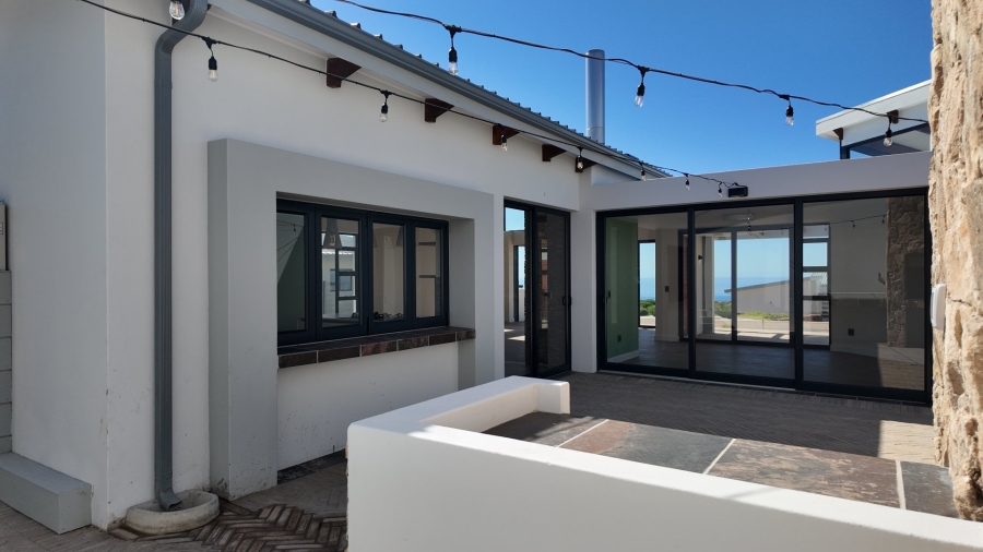 3 Bedroom Property for Sale in Stilbaai Wes Western Cape